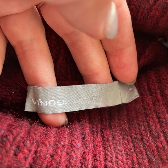 VINCE Cherry Red Cashmere Double Slit Back Hem Oversized Turtleneck Sweater Sz S - Picture 10 of 12